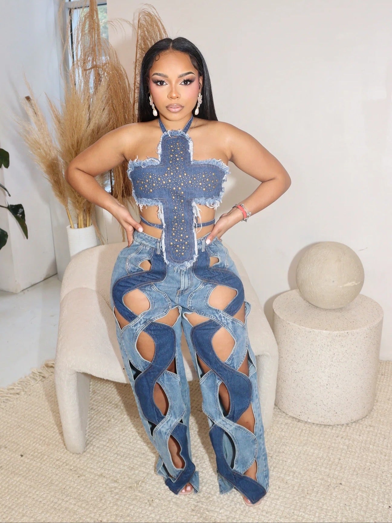 Crossed Up Top